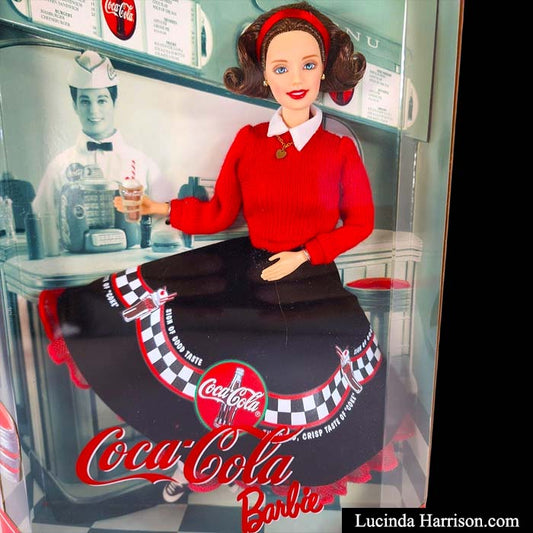 1999 Coca-Cola Barbie Soda Fountain Fun Special Edition MINT CONDITION - INVESTMENT GRADE